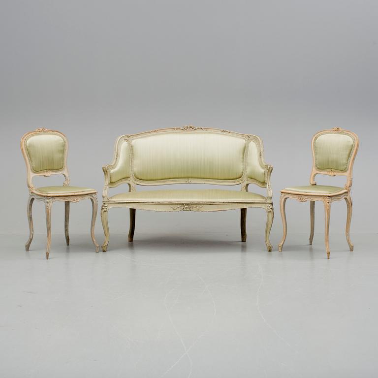 SOFFA OCH STOLAR, 3 delar, rokokostil, omkring år 1900.