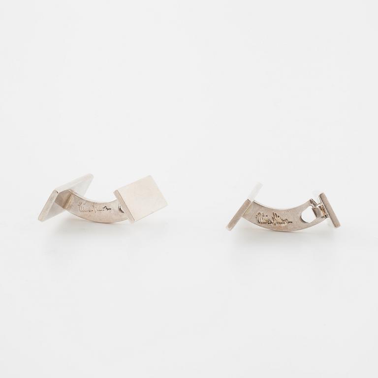 WIWEN NILSSON, Lund, 1946, a pair of cufflinks.