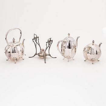 A Swedish 20th century silver plated coffee- and tea set, mark of CG Hallberg. (5 pieces).
