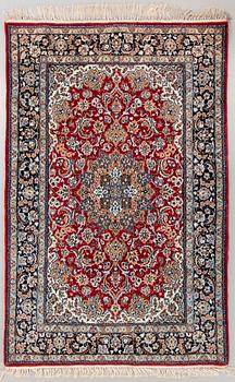 Matta Isfahan old part silk ca 177x114 cm.