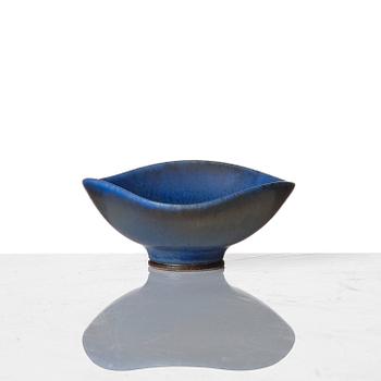 Berndt Friberg, two stoneware vases and a bowl, Gustavsberg studio, Sweden 1962-65.