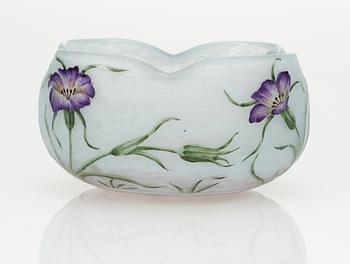 A Daum Art Nouveau cameo glass bowl, Nancy, France.