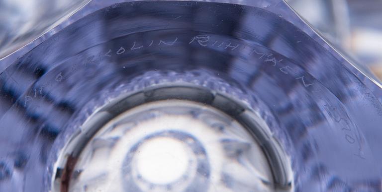 AIMO OKKOLIN, VAS, "Fyr", signerad Aimo Okkolin, Riihimäen Lasi Oy.