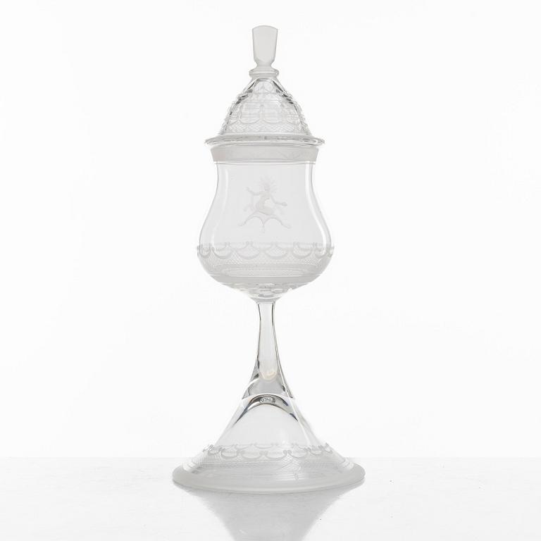 Simon Gate, An "Aurora" lidded glass cup, Orrefors, 1976.