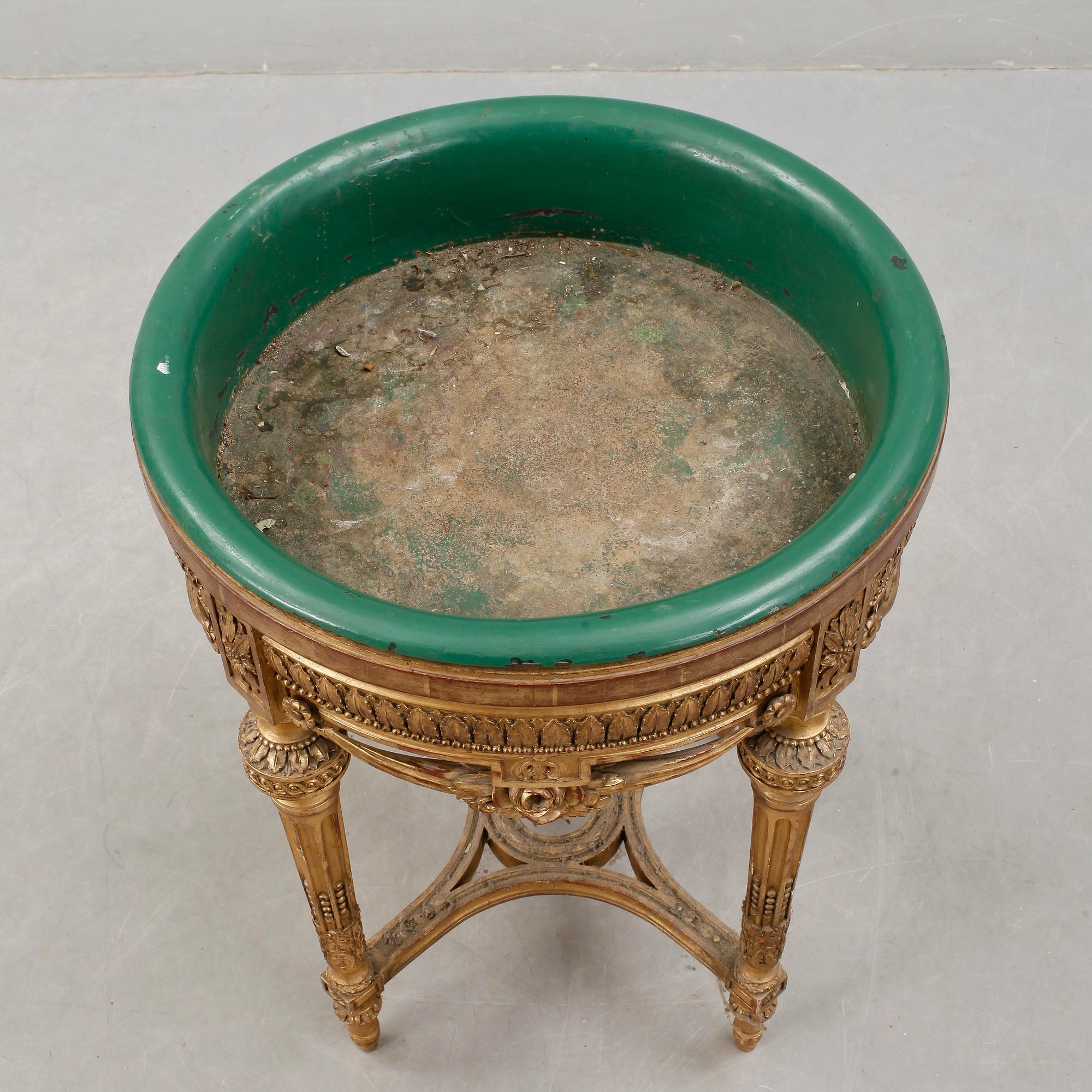 BLOMSTERBORD, Louis XVI-stil, omkr år 1900.