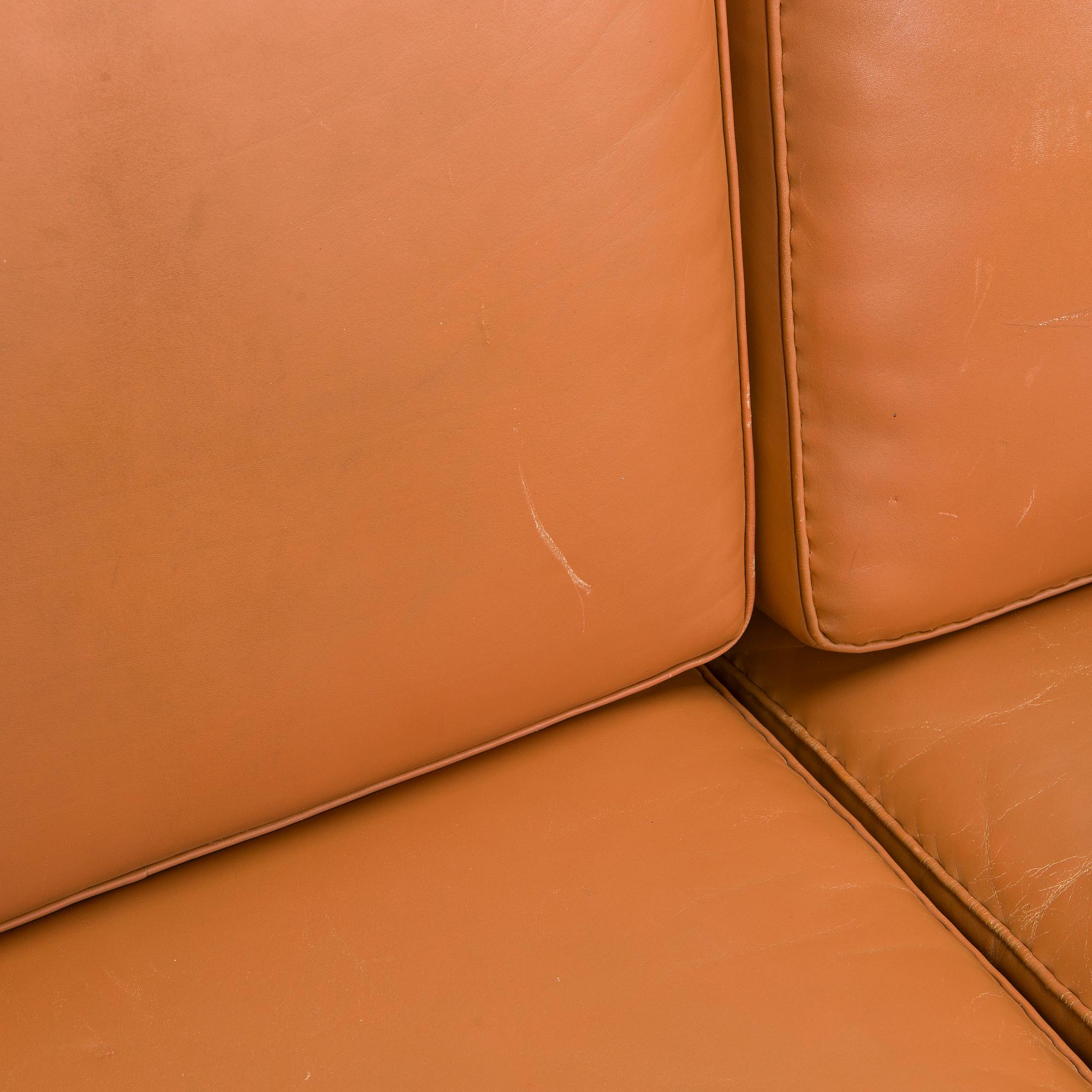 Ilmari Tapiovaara, sohva / nojatuoleja 3 kpl, valmistaja Lukkiseppo, 1900-luvun puoliväli.