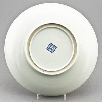 SKÅLFAT, porslin, Kina, 1900-tal.