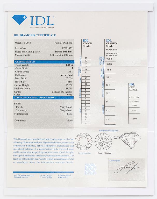 An 18K gold ring, with a brilliant-cut diamond approximately 1.11 ct with IDL certificate.