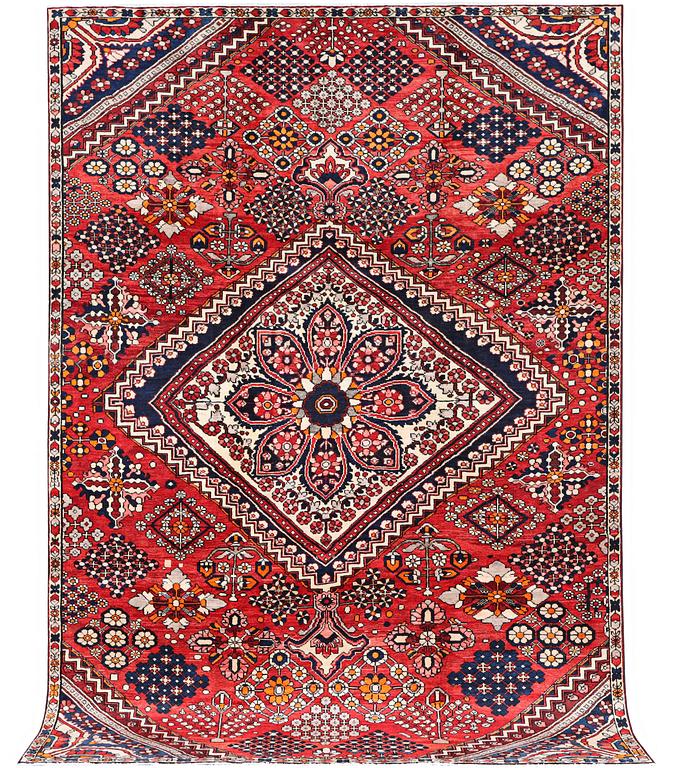 A Bakhtiari carpet, c. 340 x 226 cm.