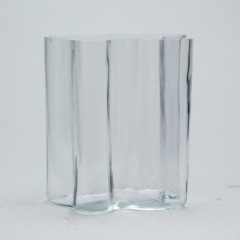 VAS, glas, Alvar Aalto, 15/1990.
