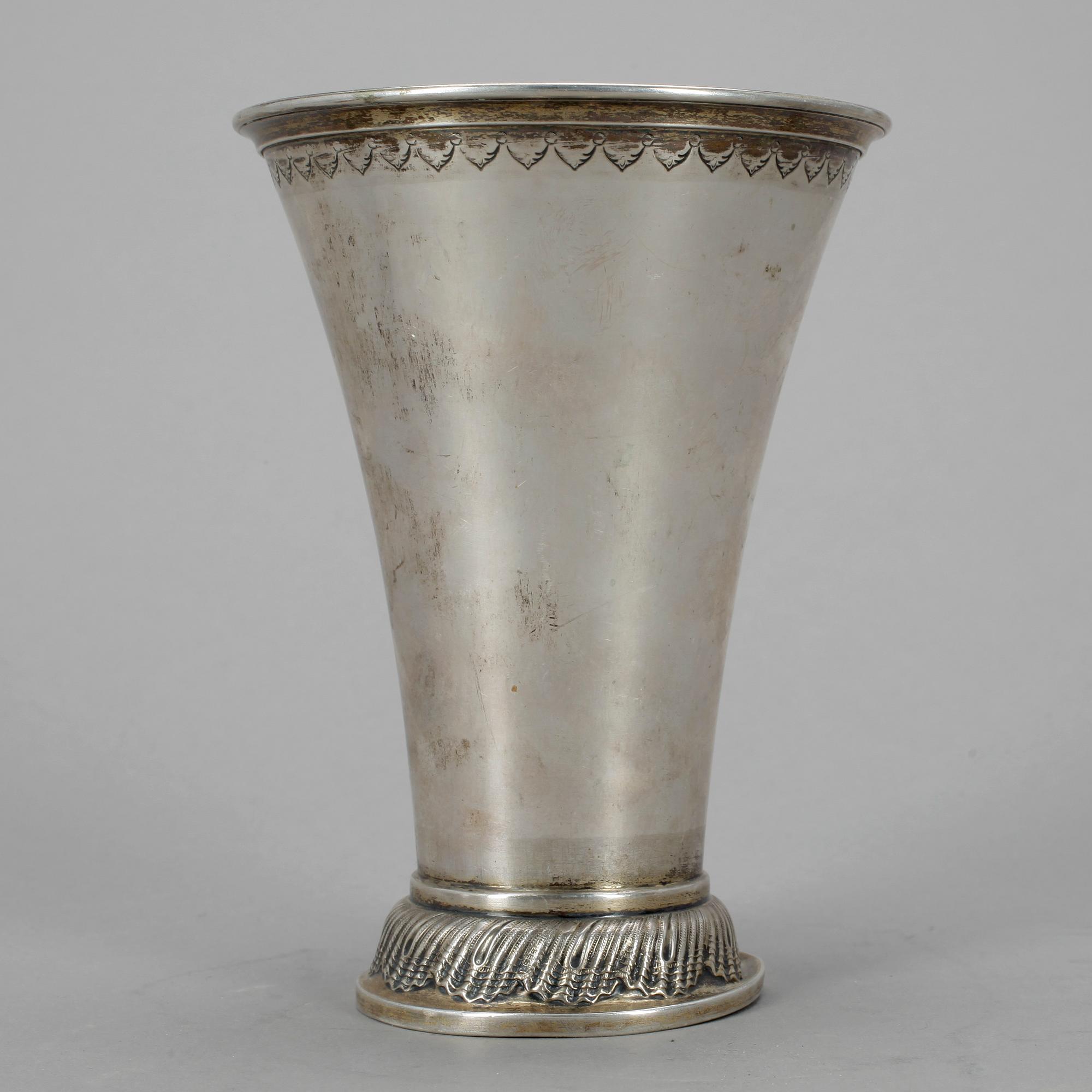 BÄGARE, silver, MGAB, Uppsala, 1900-talets första hälft. Vikt ca 165 gram.