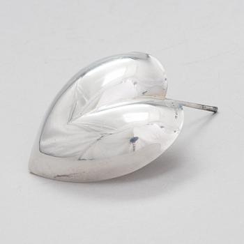 TAPIO WIRKKALA, A leaf shaped silver bowl, marked TW, Kultakeskus, Hämeenlinna 1956. Design year 1954.