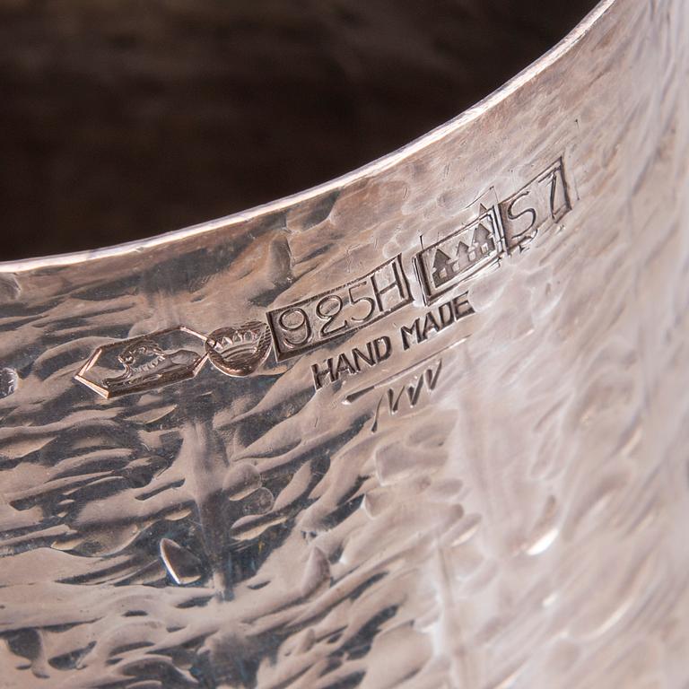 KANNA OCH 5 BÄGARE, silver, Tapio Wirkkala, Kultakeskus, 1970-80-tal. Totalvikt 1716,6 g.