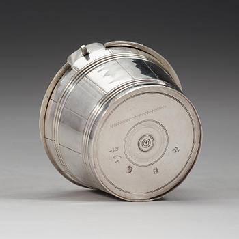 SMÖRTINA med lock, av Henrik Wittkopf d.ä., Stockholm 1734.