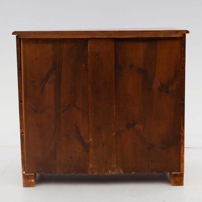 BYRÅ, senempire, 1800-talets mitt.