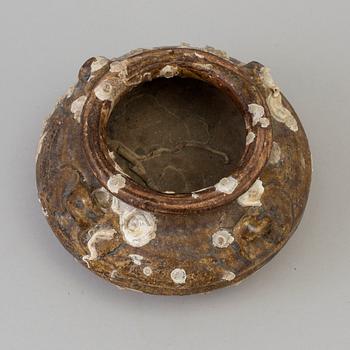 A brown glazed jar, Ming dynasty (1368-1644).