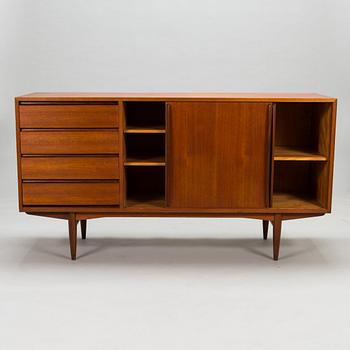 Olli Borg, a mid-20th century '4004' sideboard for Asko.