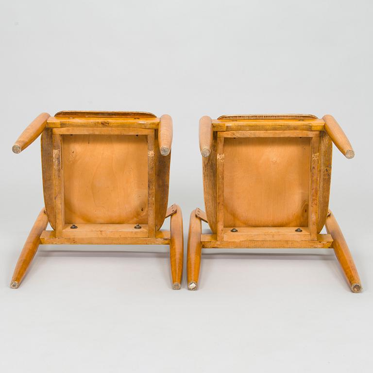 Ilmari Tapiovaara, eight 1940s "Wilman" chairs for Wilh. Schauman Fanerfabrik, Jyväskylä, Finland.