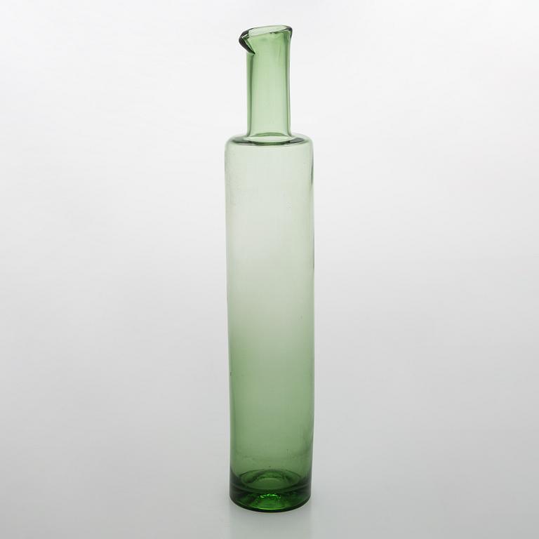 Nanny Still, a glass bottle signed Riihimäen Lasi O.Y Nanny Still.