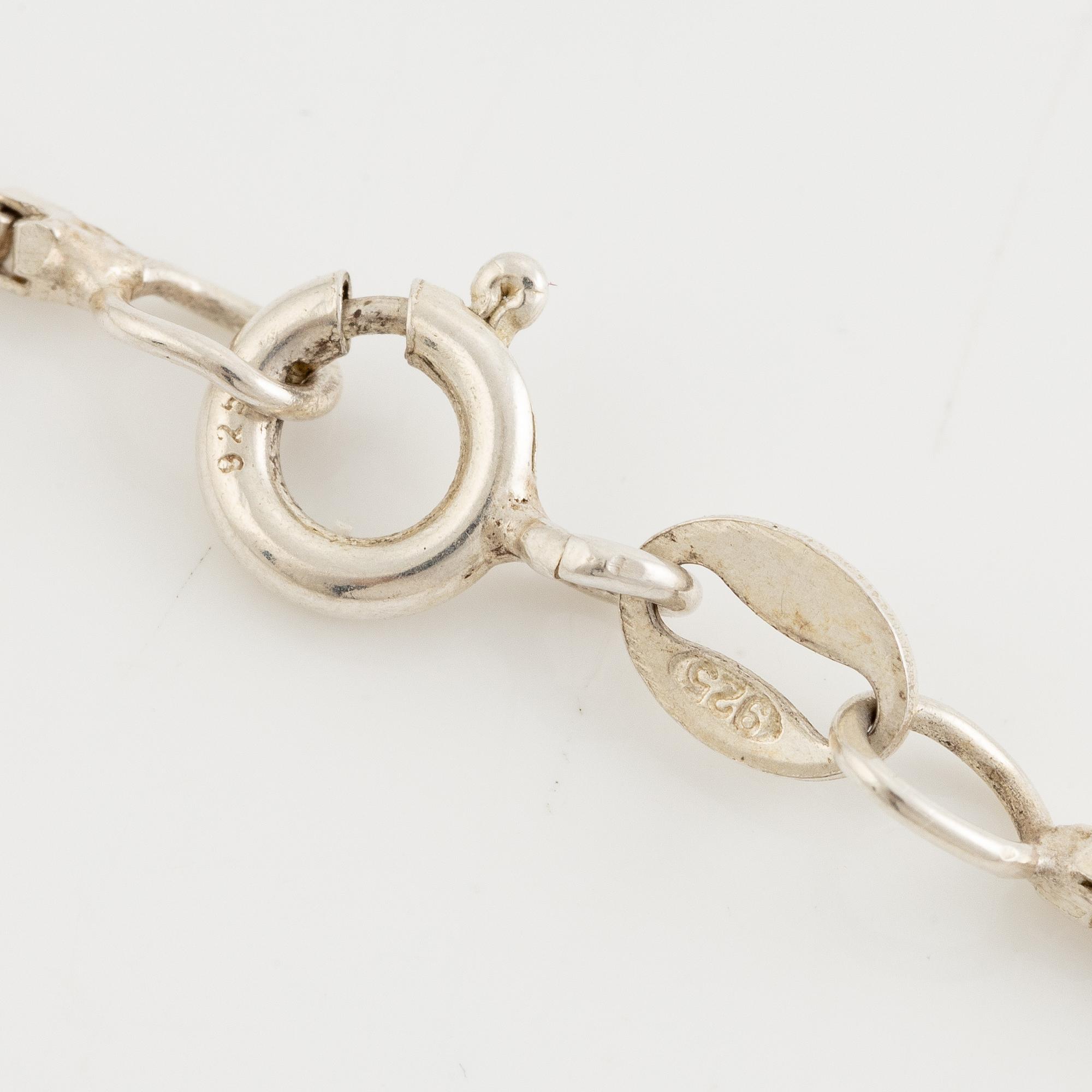Vivianna Torun Bülow-Hübe, Pendant, sterling silver, by Georg Jensen, Denmark.