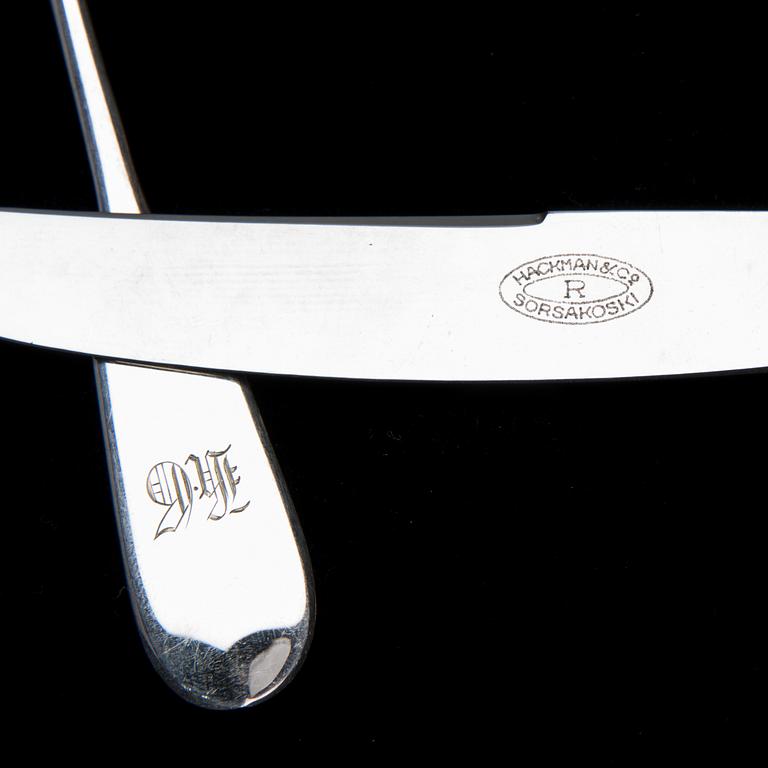 BESTICK, 26 delar, silver, "Helsingfors" Hopeakeskus, Tavastehus 1950-tal och Helsingfors 1905. Vikt med knivblad 1171g.