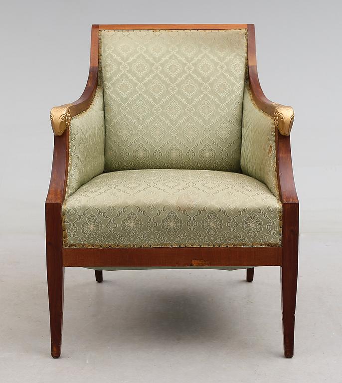 FÅTÖLJ, empirestil, 1900-talets första hälft.