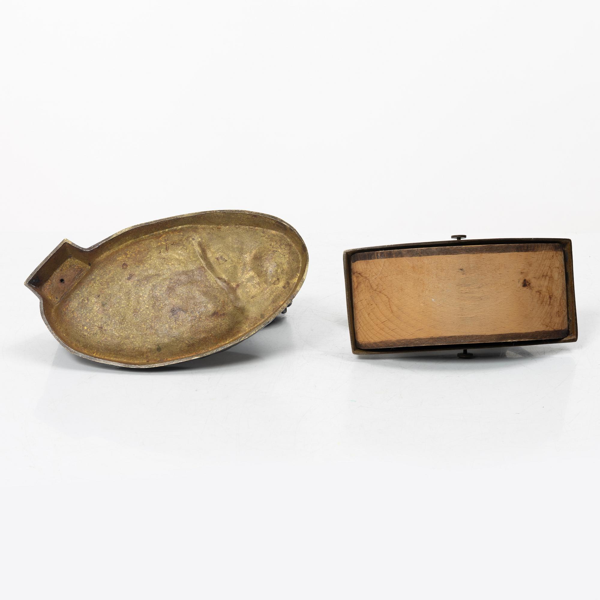 Desk set, 4 pieces, bronze, Austria circa 1900.