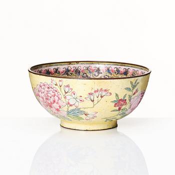 An enamel on copper bowl, Qing dynasty, 18th/19th Century.