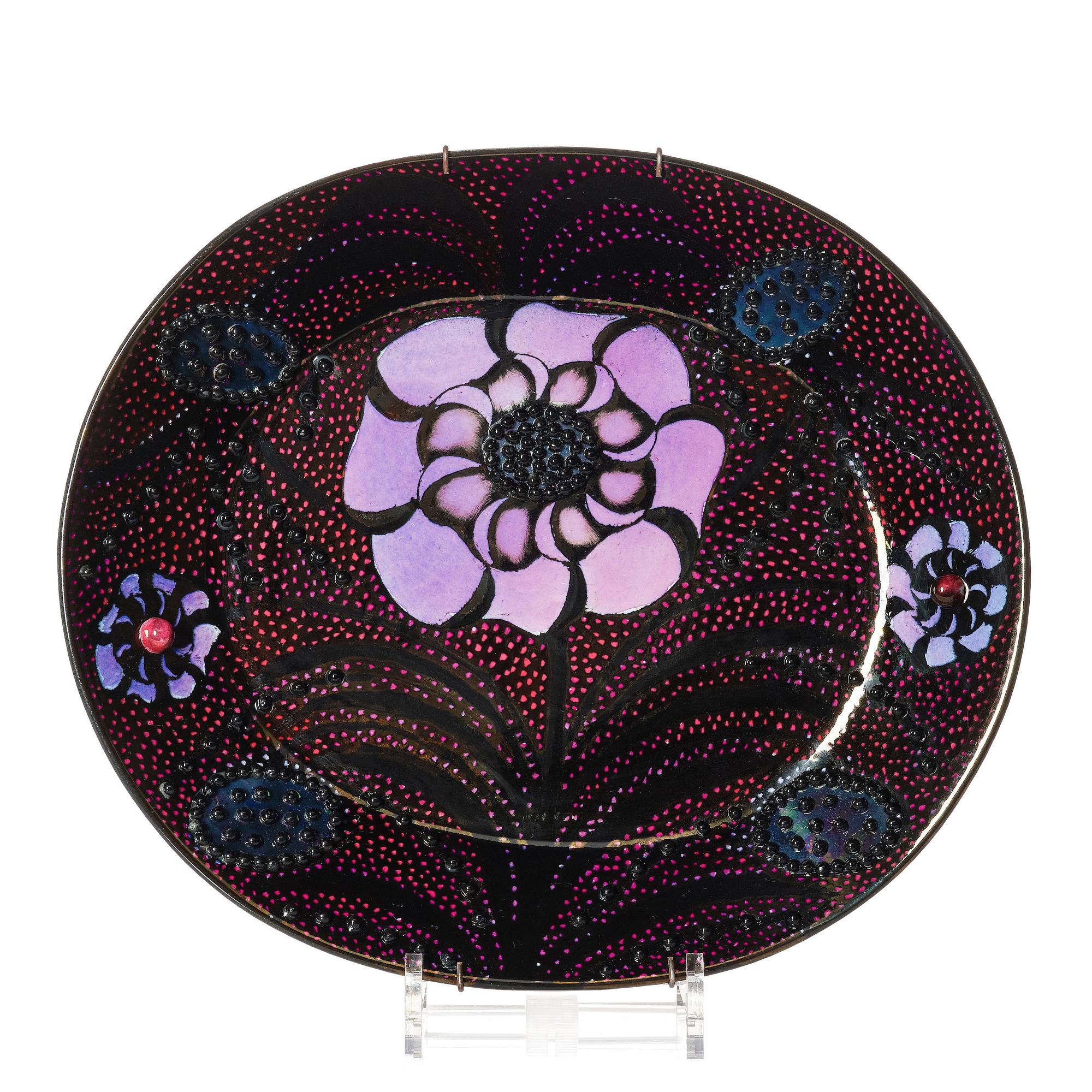 Birger Kaipiainen, a stoneware dish, Arabia, Finland.