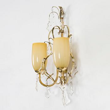 Paavo Tynell, a late 1940s wall light made to order for Taito. Belonged to the Paavo Tynell collection.