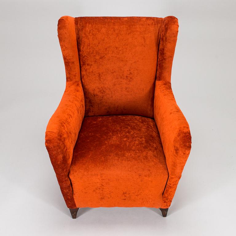 A 1950's armchair.