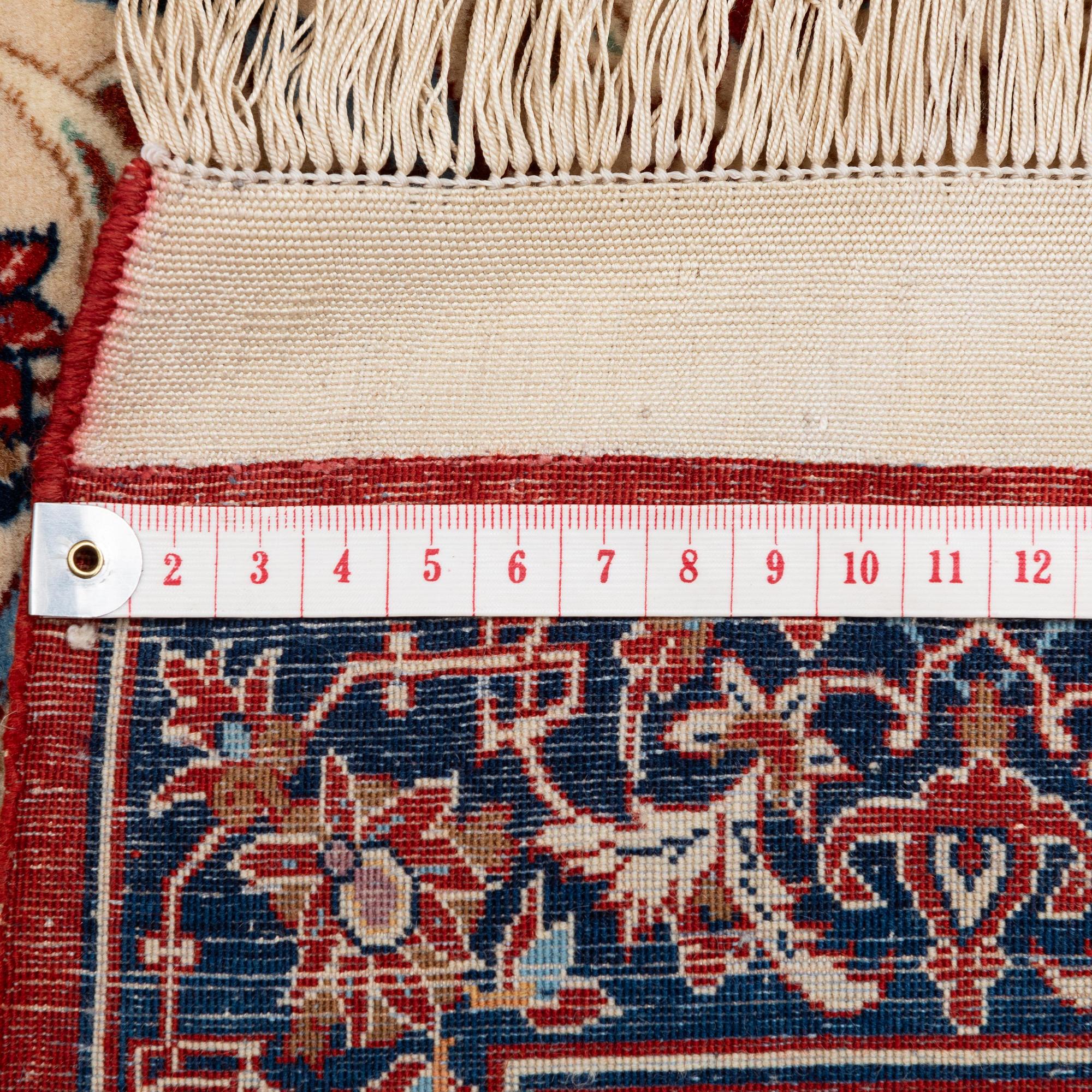 An Isfahan rug by (Mohammed) Seirafian, Central Persia (Iran), c. 170 x 100 cm.