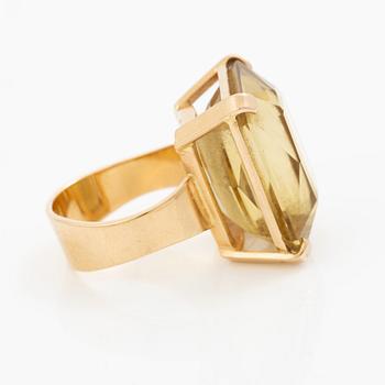 Ring, 18K gold with citrine.