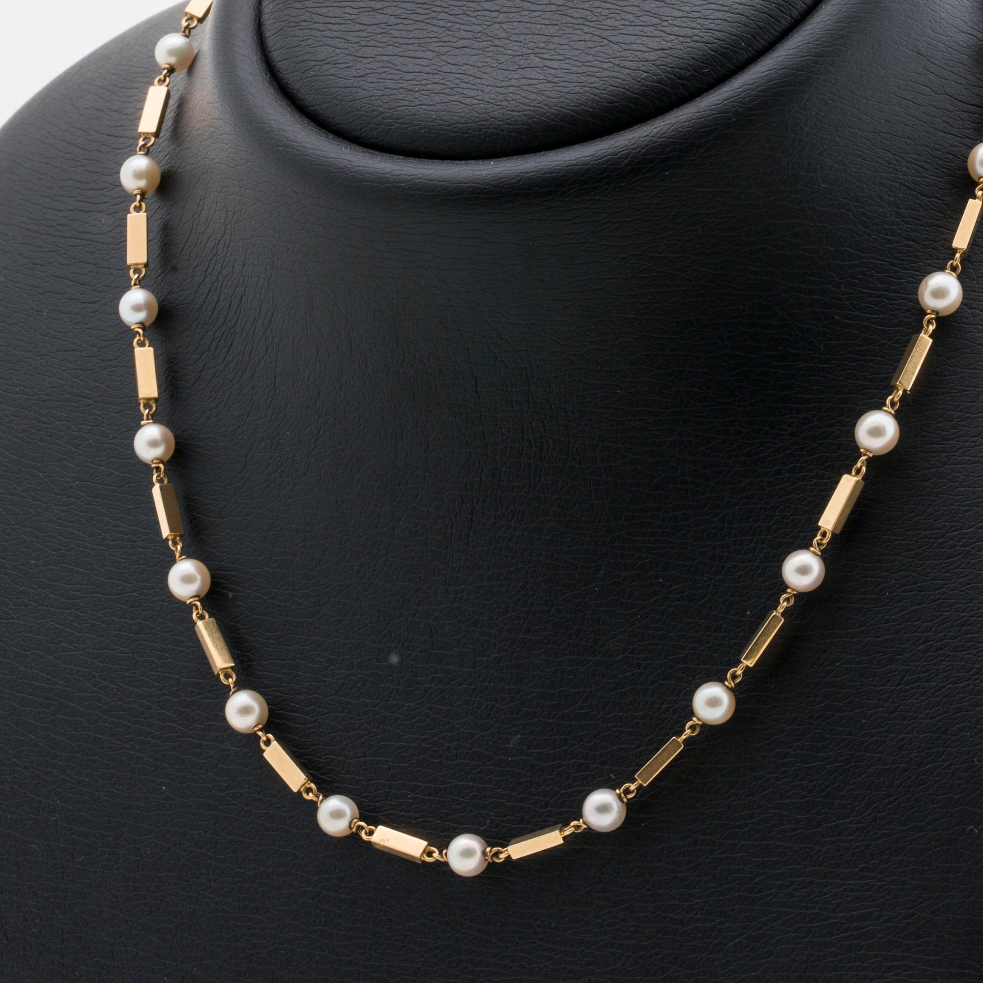 NECKLACE and BRACELET 18K gold w cutlured pearls approx 4 -5 mm.