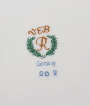 MATSERVIS, 53 delar, porslin, VEB Reichenbach Germany, 1900-talets andra hälft.