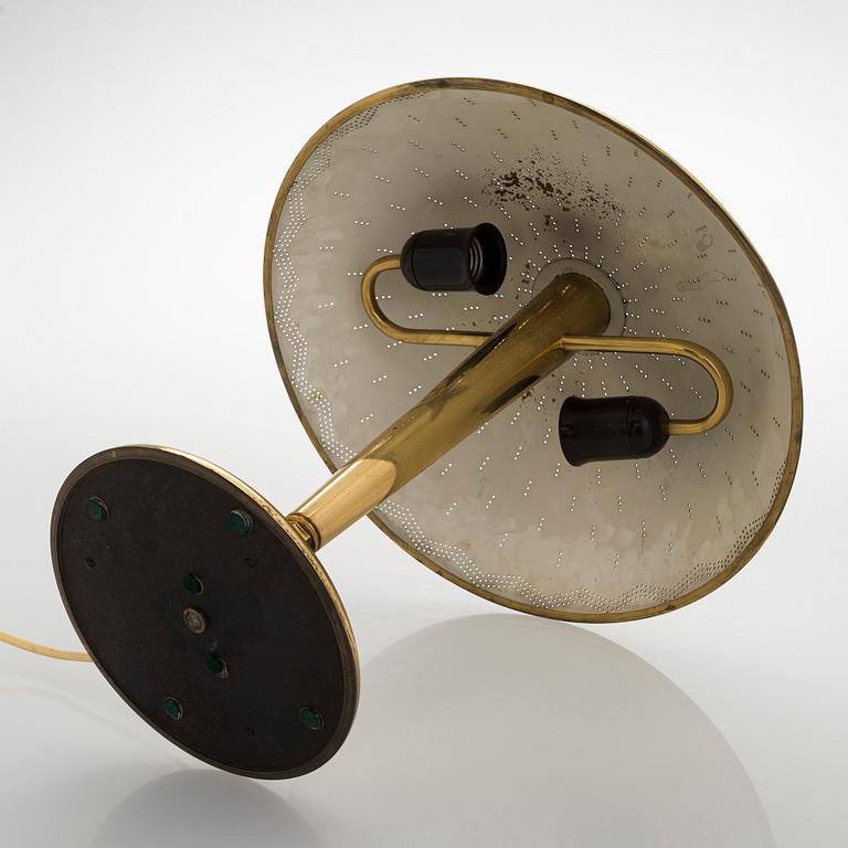 Paavo Tynell, bordslampa, modell 5061, Idman 1900-talets mitt.