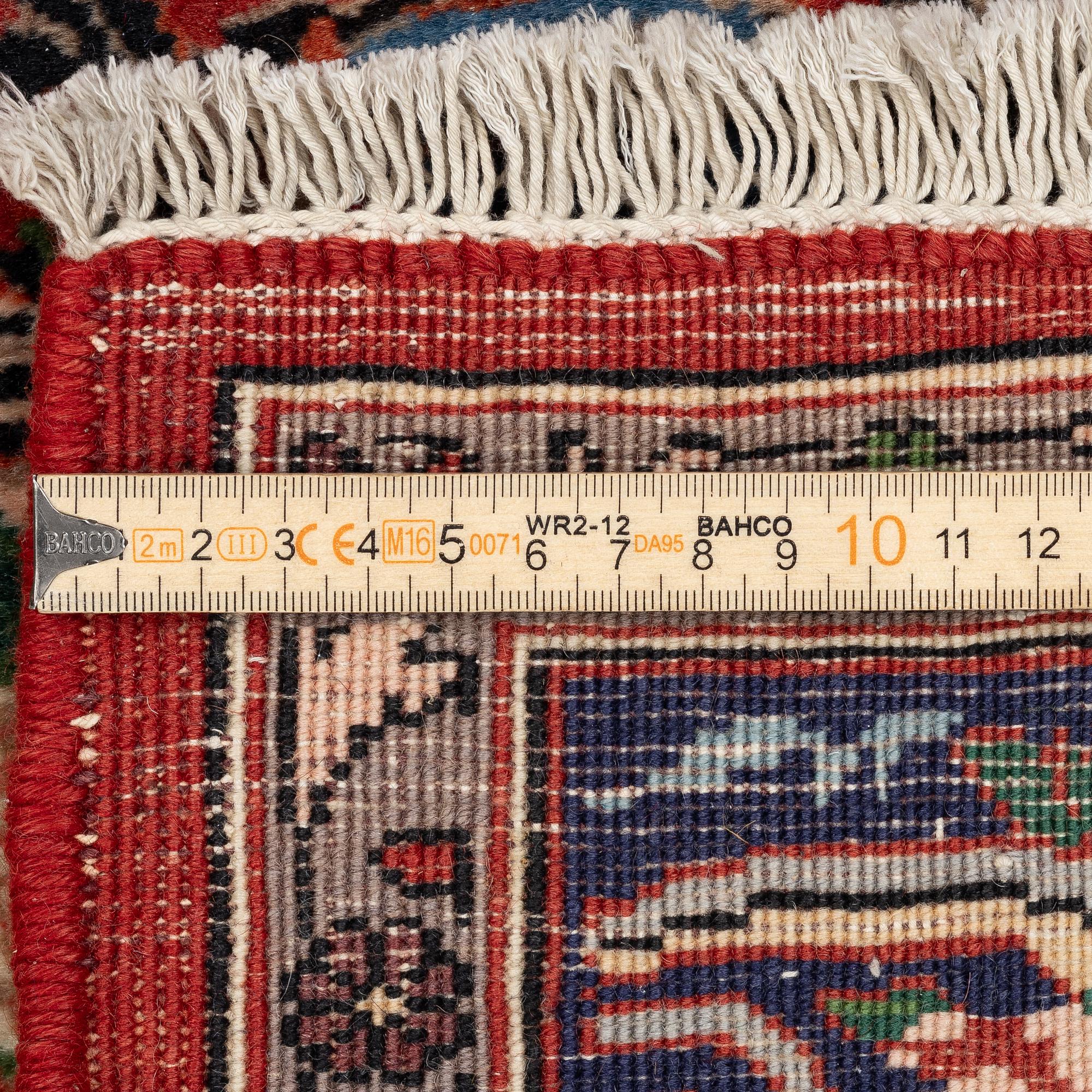 Matta, semiantik sk Rosen Bidjar, västra Persien, ca 212 x 143 cm.