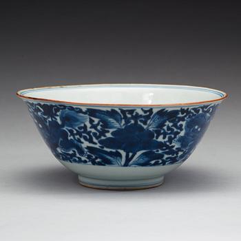 SKÅL, porslin. Qingdynastin, Kangxi (1662-1722).