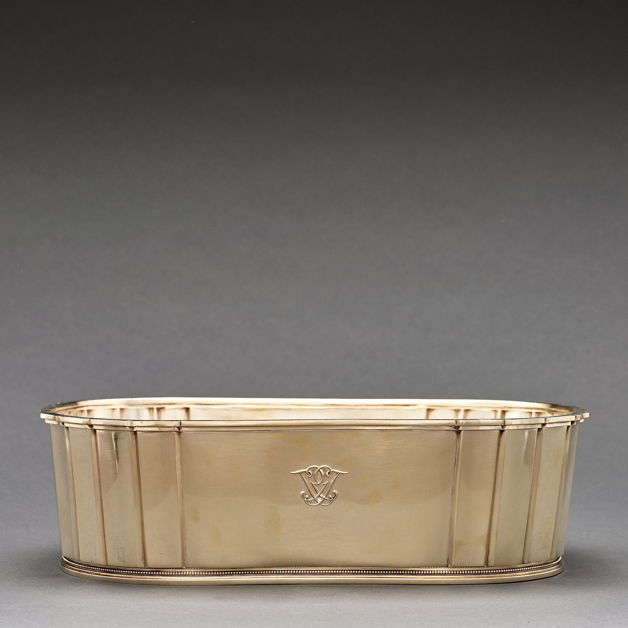 Atelier Borgila, a sterling silver gilt centerpiece, Stockholm 1946.