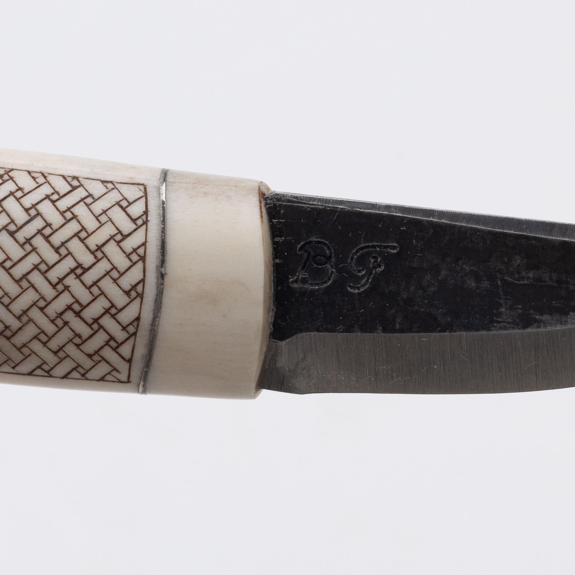 A reindeer horn knife in box by Bertil Fällman, dated 1996.