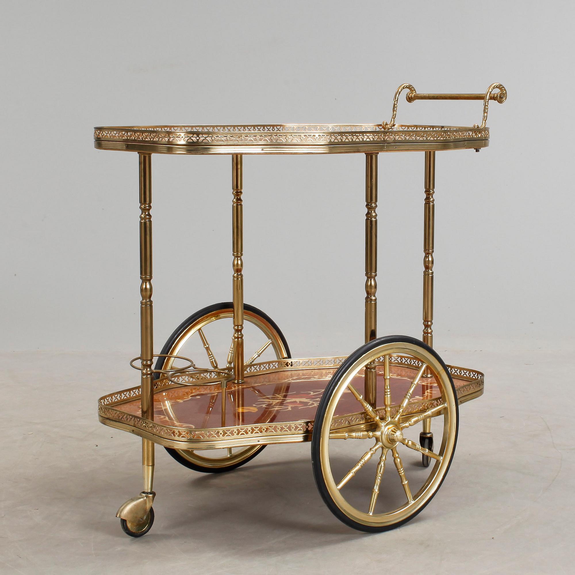 SERVERINGSVAGN, 1900-talets andra hälft.