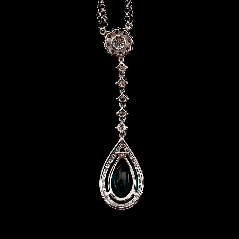 COLLIER, 18 k vitguld, smaragd ca 1.86 ct, briljantslipade diamanter tot ca 0.94 ct.