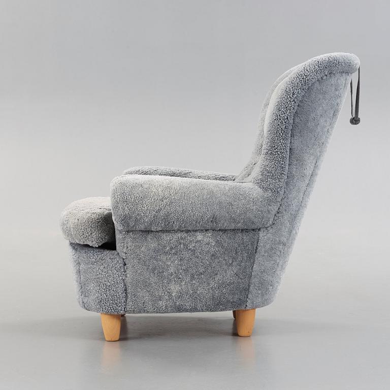 Carl Malmsten, a 'Jättepaddan' easy chair, O.H. Sjögren, Sweden.
