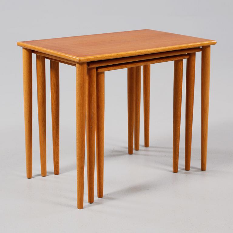 SATSBORD, 3 delar, 1900-talets tredje kvartal.