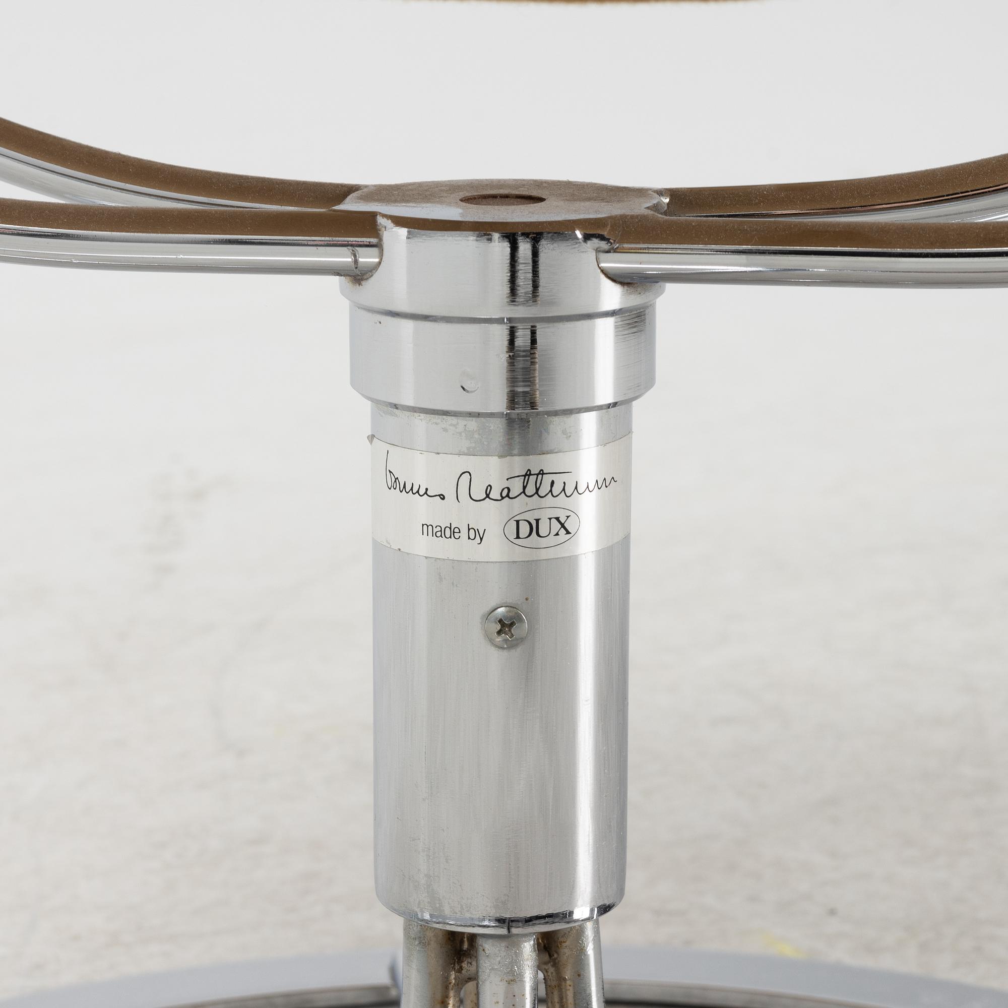 A Jetson swivel easy chair by Bruno Mathsson for Dux.