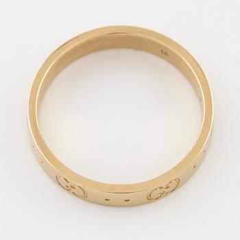 GUCCI, a "Gucci Icon" ring.