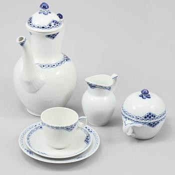 KAFFESERVIS, 25 delar, porslin, "Princess", Royal Copenhagen, 1900-tal.