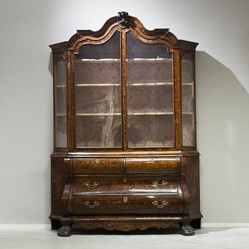 VITRINSKÅP, Holland, 1800-tal.