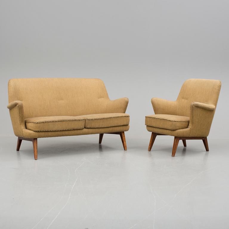 SOFFA samt FÅTÖLJ, 1950-tal.