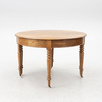 Dining table, 19th century.